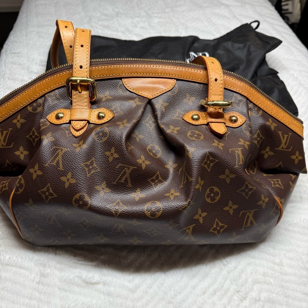 Louis Vuitton Monogram Tivoli GM - Picture 6 of 16